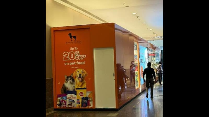 Heads Up For Tails Pet Store - Orion Mall, Bengaluru